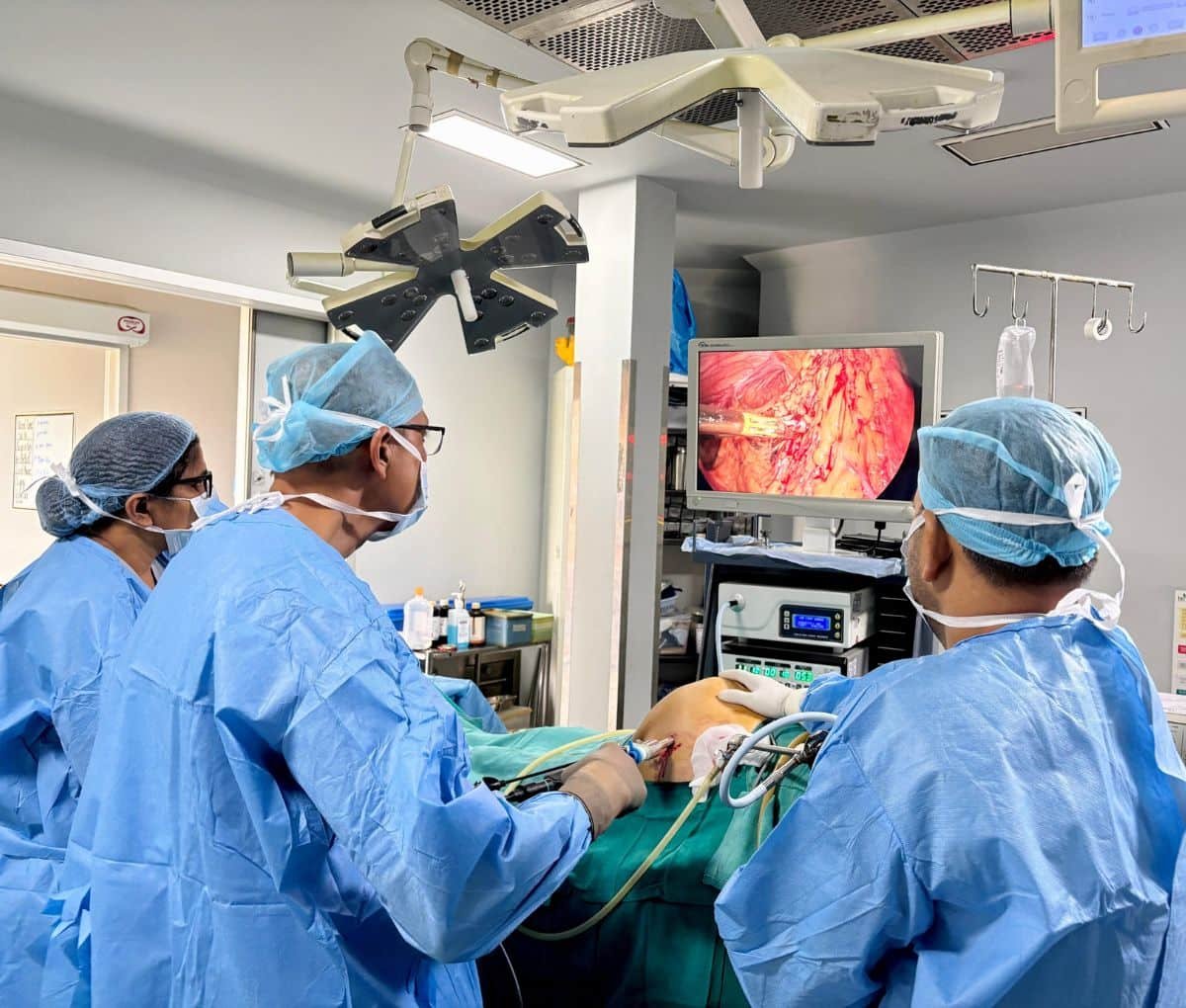 Laparoscopic inguinal hernia repair being performed at Sama Hospital, South Delhi